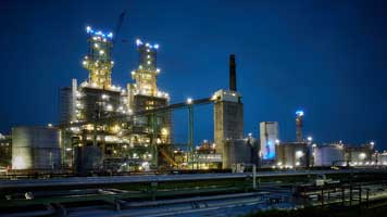 BP completes sale of German refinery to Klesch